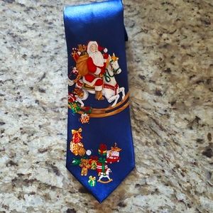 Holt Renfrew 100% SILK tie